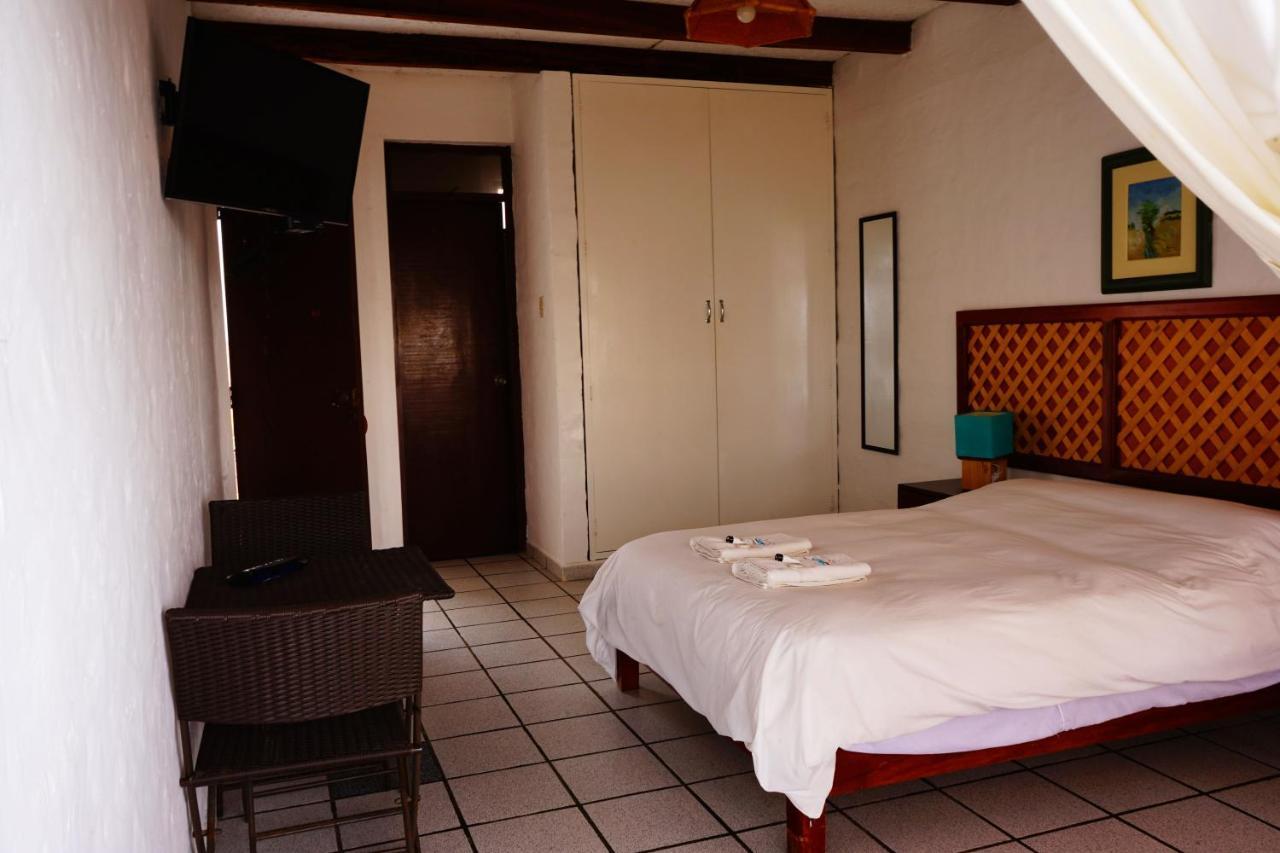Delfines De Chicama Hotel Puerto Chicama Exterior photo